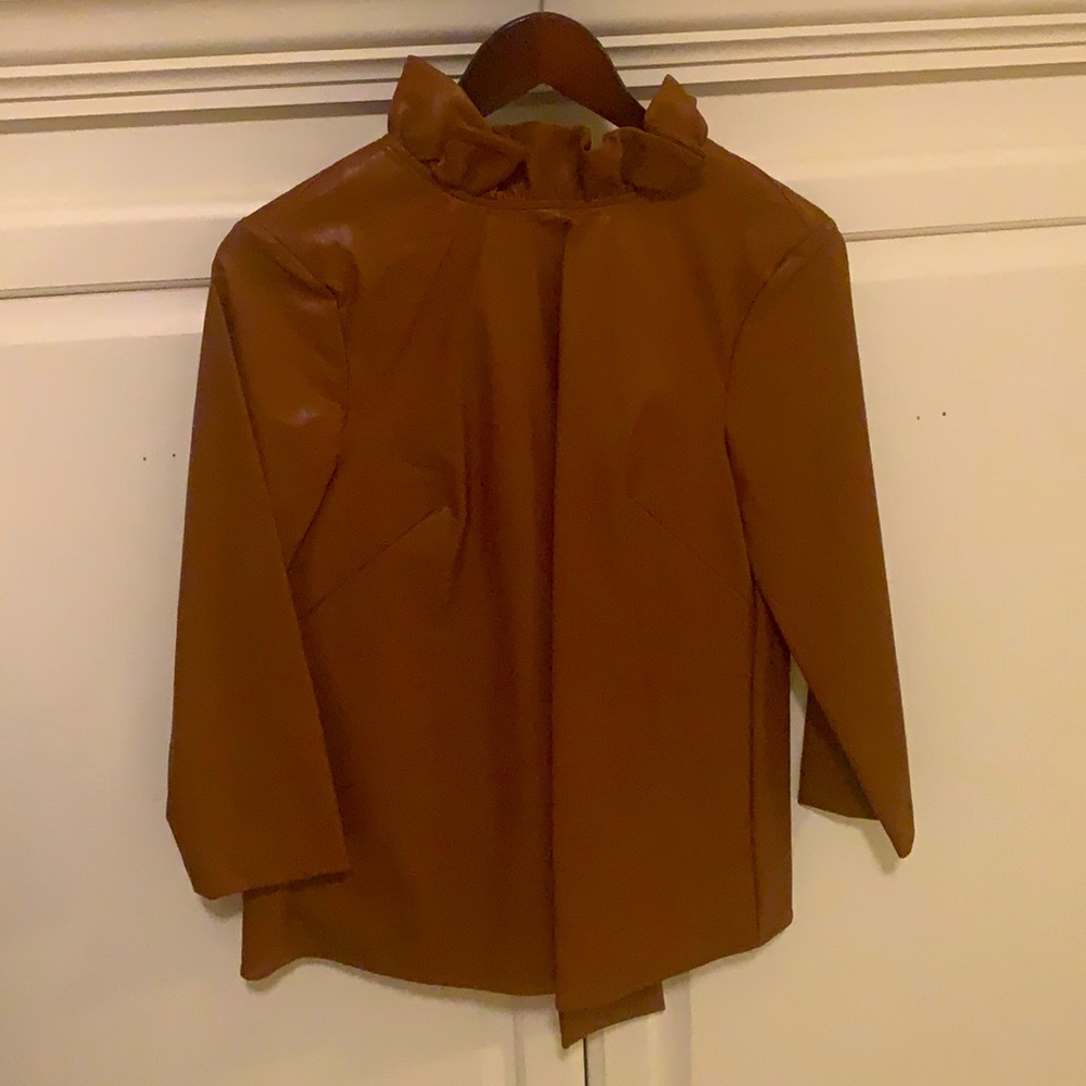 Tuckernuck brown leather top